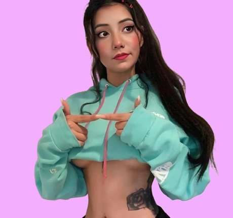 Saaniyax スター xxx ギャラリー