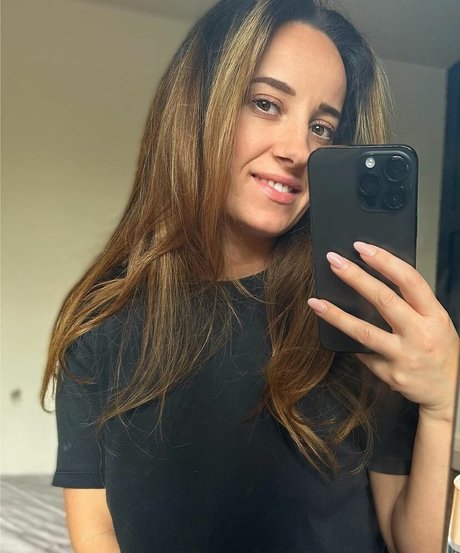 Scarlet Storm アートポルノスター 画像