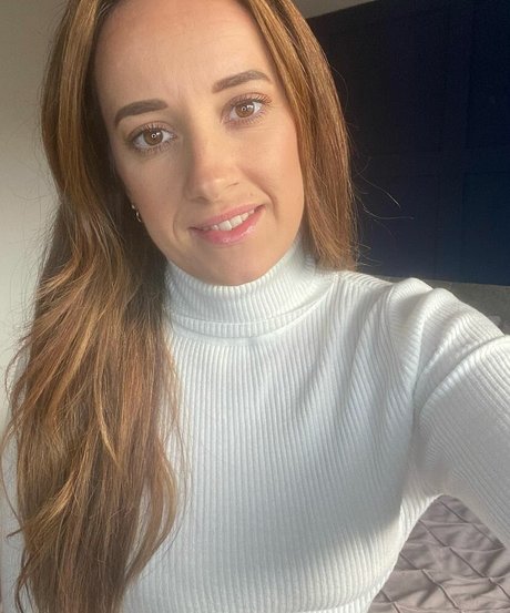 Scarlet Storm ポルノモデル 画像