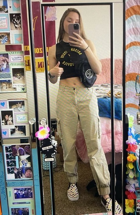 Makayla Turner 高品質スター ギャラリー