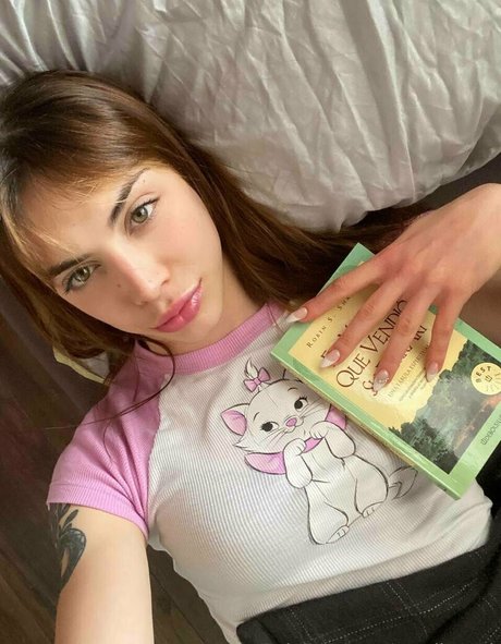 アマチュアヌードオンリーファンズ 裸 ギャラリー