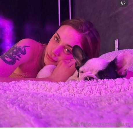 ornellaturri 美しいスター 写真