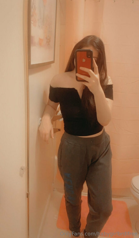 babygirlbrdlfree xxxモデル 写真