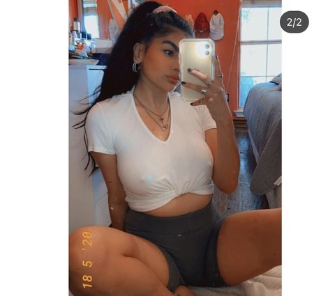 Emiliatorres55 可愛い女優 画像