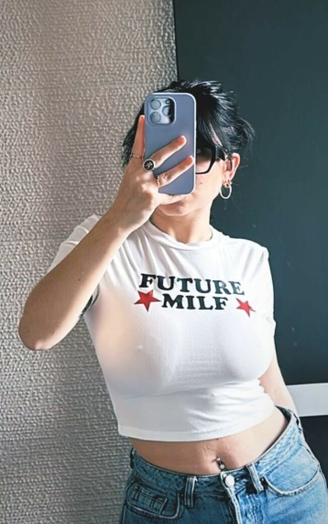 methallika 最高のスター 写真