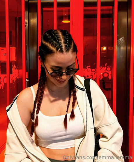 emma lemma ポルノスター 写真