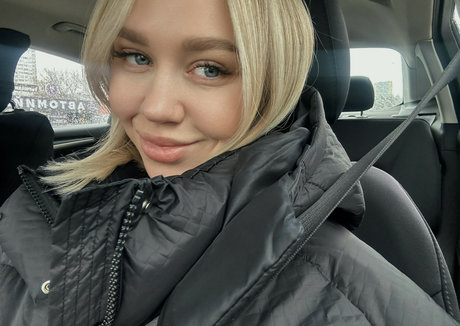 laleria ポルノスター 高品質 写真