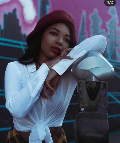 母乳オンリーファン ホット裸 アーカイブ