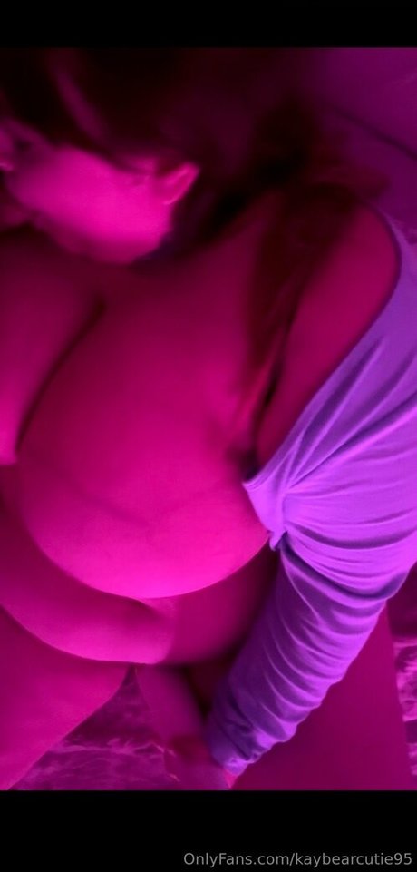 18歳のオンリーファンズ セックス 写真