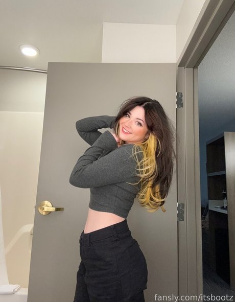 興奮した看護師OnlyFans 可愛い 写真