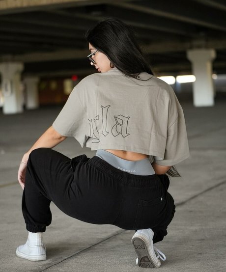 熟女のおまんこオンリーファンズ 無料ポルノ 画像