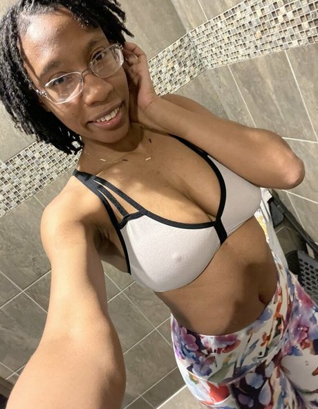 strawberry bubbles セックススター 画像