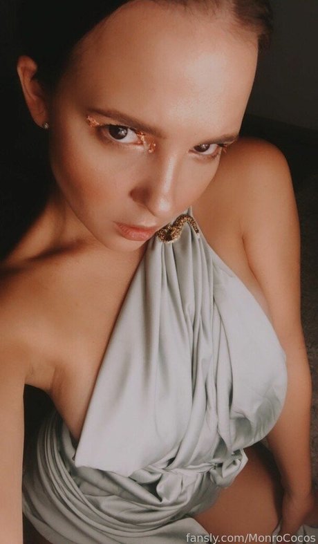 MonroCocos トップポルノスター 写真