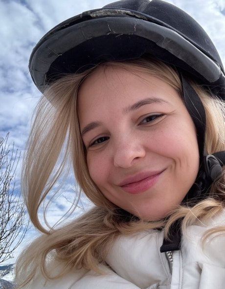 MonroCocos 裸のポルノスター 写真