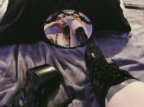 ダーティトークオンリーファンズ ホットポルノ 写真