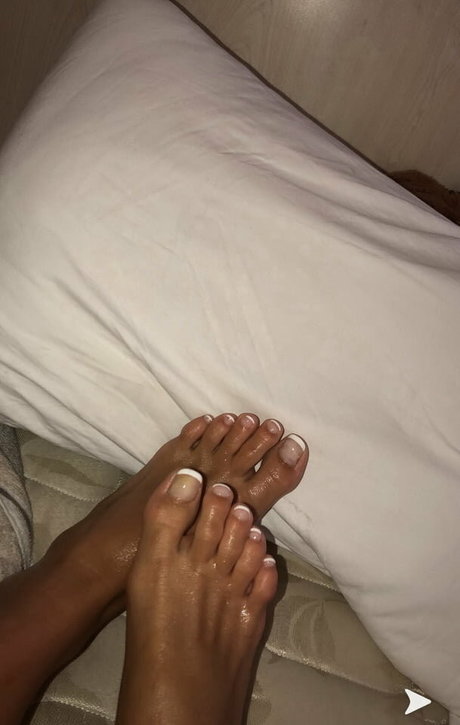 巨乳の赤毛オンリーファンズ トップ 画像