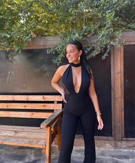 May Cohen ヌードモデル ギャラリー