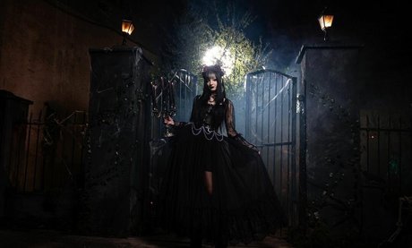 CreepyCassy 裸のポルノスター 写真