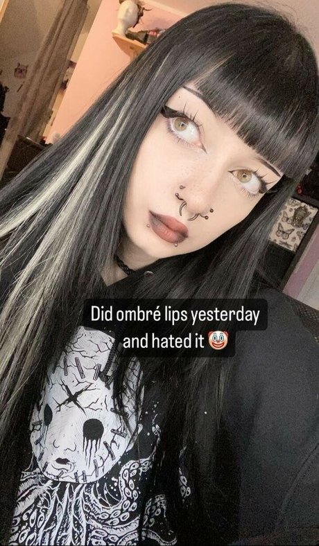 CreepyCassy HDスター 画像