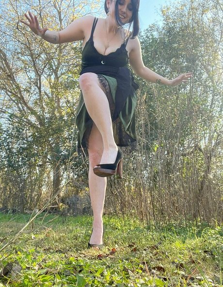 remifree ヌード女優 写真