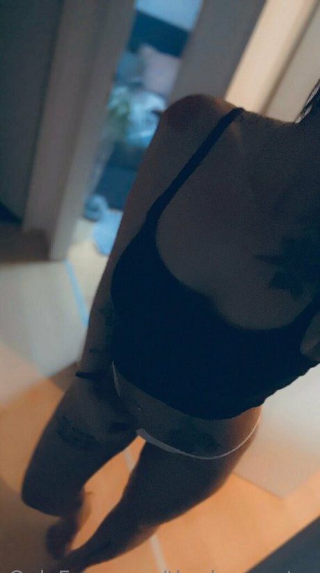 ゲイアナル舐めオンリーファンズ アートxxx 画像