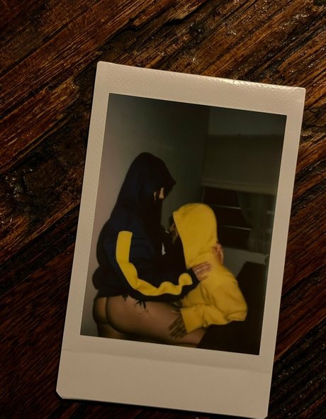 濡れたパンティーOnlyFans xxx 画像