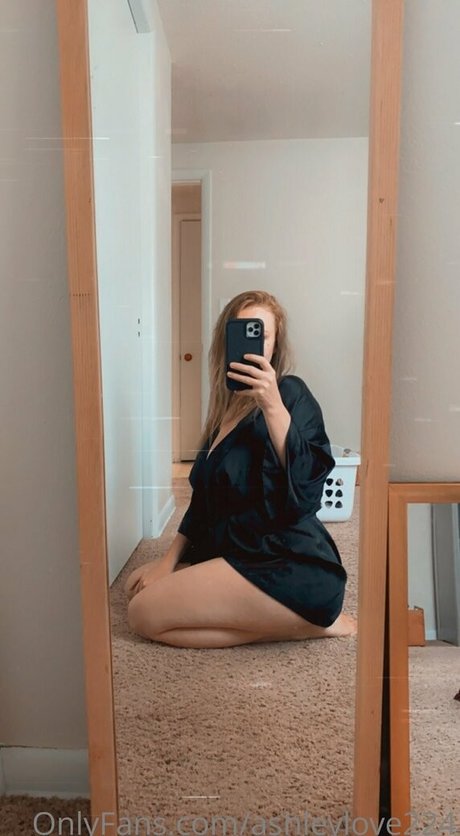 赤毛の熟女オンリーファンズ 無料アダルト 写真