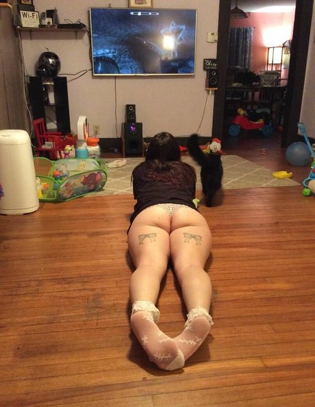 毛深いラテン系オンリーファンズ ホットセクシー 写真