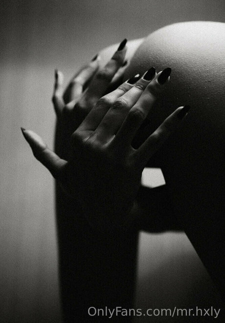 シックオンリーファン ポルノ 写真