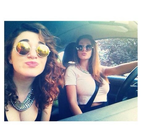 Cleo Bracchi セクシーなポルノスター 写真