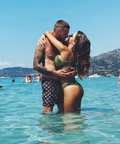 Cleo Bracchi セクシーモデル アーカイブ