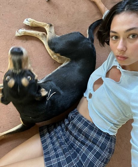 Bridget Gao Hollitt アダルトスター ギャラリー