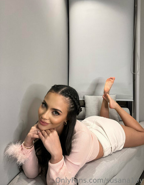 susana19y 無料のポルノスター 写真