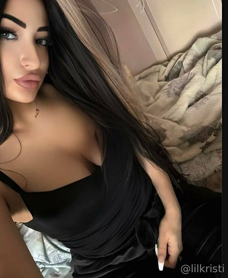 甘いおまんこオンリーファンズ セクシー裸 ギャラリー