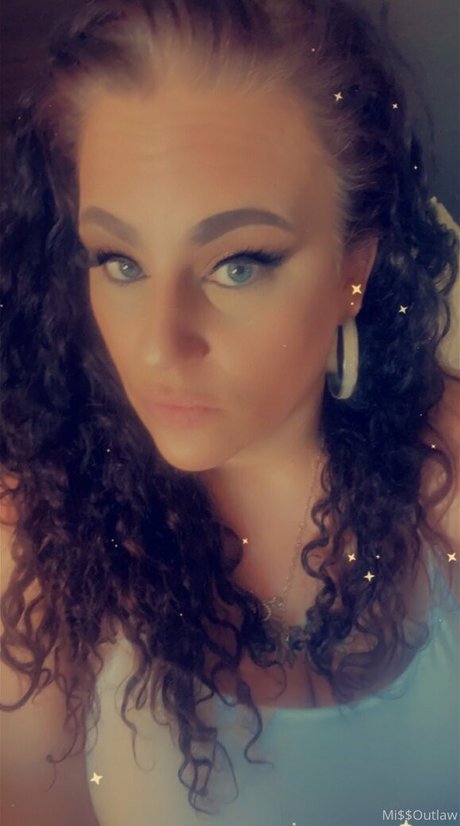 missoutlawakaladyk HDスター 写真