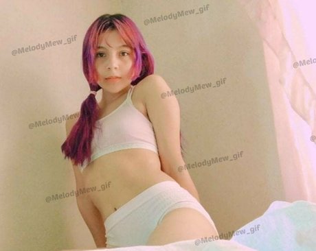 巨大な天然おっぱいオンリーファンズ HD 写真