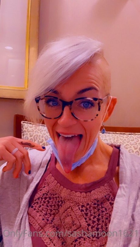 sashamoon1621 アート女優 画像