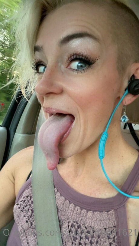 sashamoon1621 エロティックなスター 画像