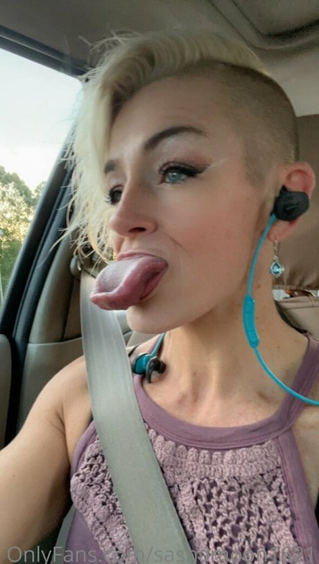 sashamoon1621 ポルノモデル ギャラリー