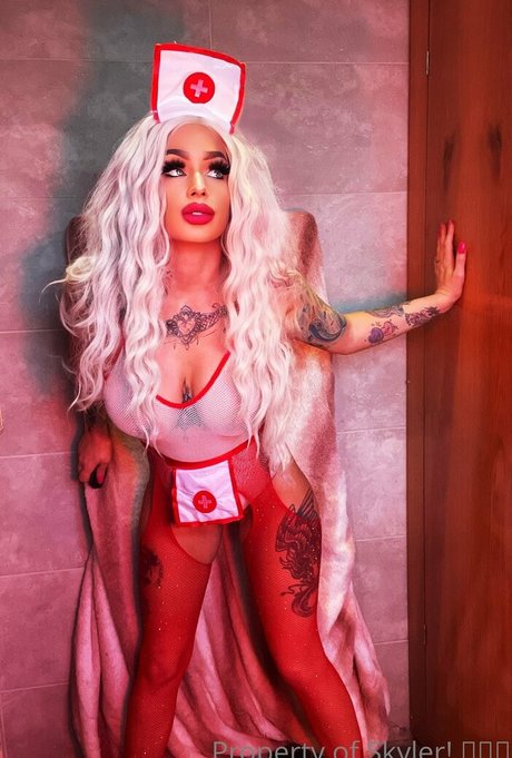 hot mum skyler 素敵なポルノスター 画像