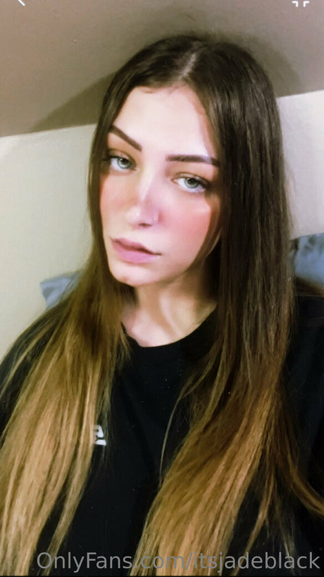 itsjadeblack エロティックなスター 写真