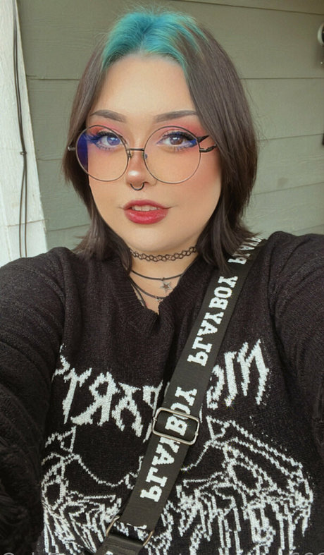 ダブルフェラチオオンリーファンズ ホットセックス 写真