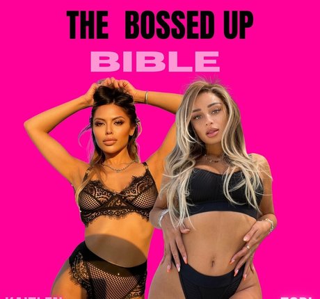 背が高くて巨乳のOnlyFans セクシー裸 写真