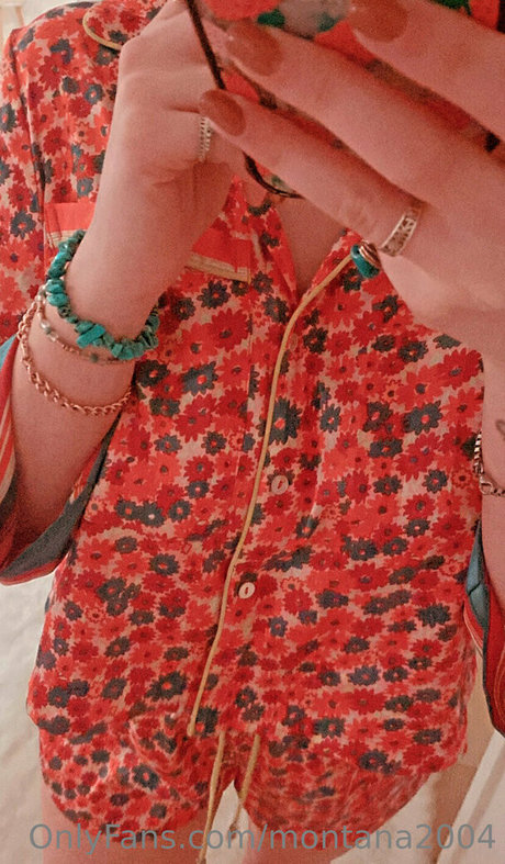 montana2004 エロティック女優 写真