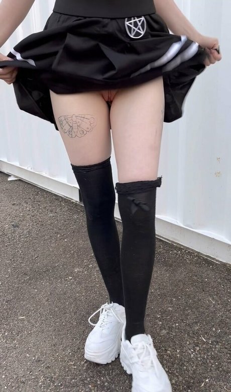 成熟した黒人女性オンリーファンズ アート裸 写真