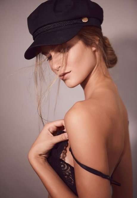 Dana Solomon 美しいスター 写真