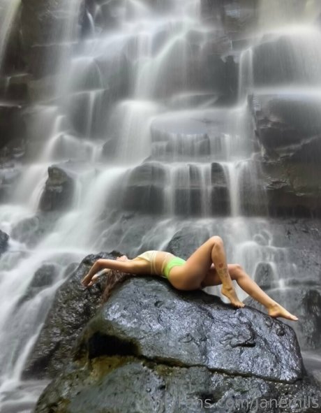 anapuru アダルトスター ギャラリー