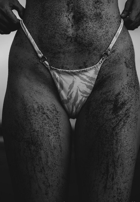 anapuru ヌードスター 画像