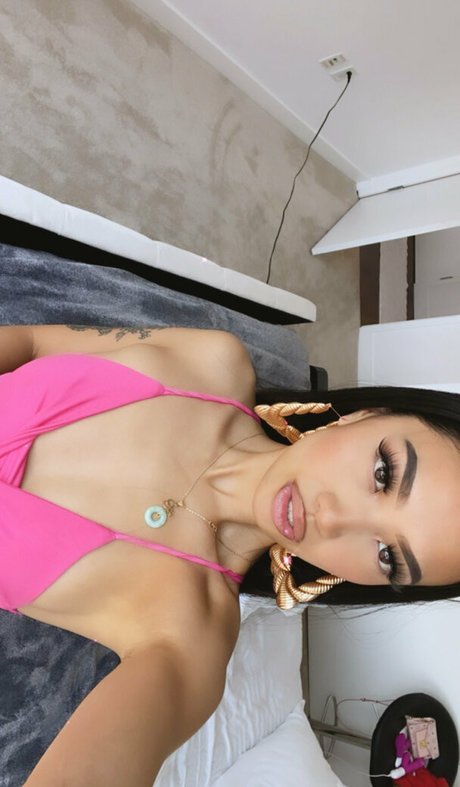 オンリーファンズでのセクスティング ポルノ 写真