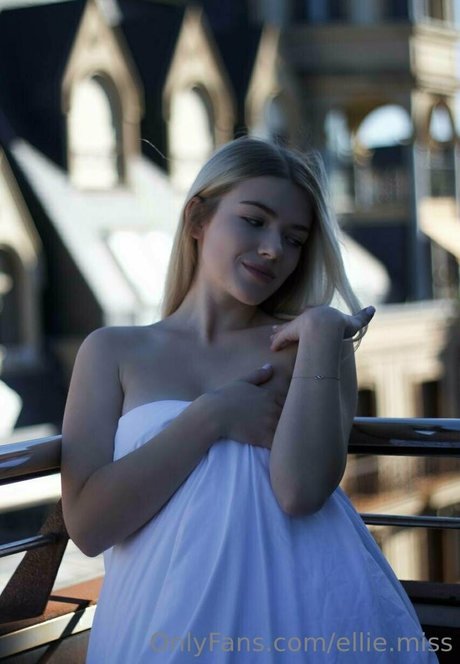 巨乳の熟女オンリーファンズ エロ ギャラリー